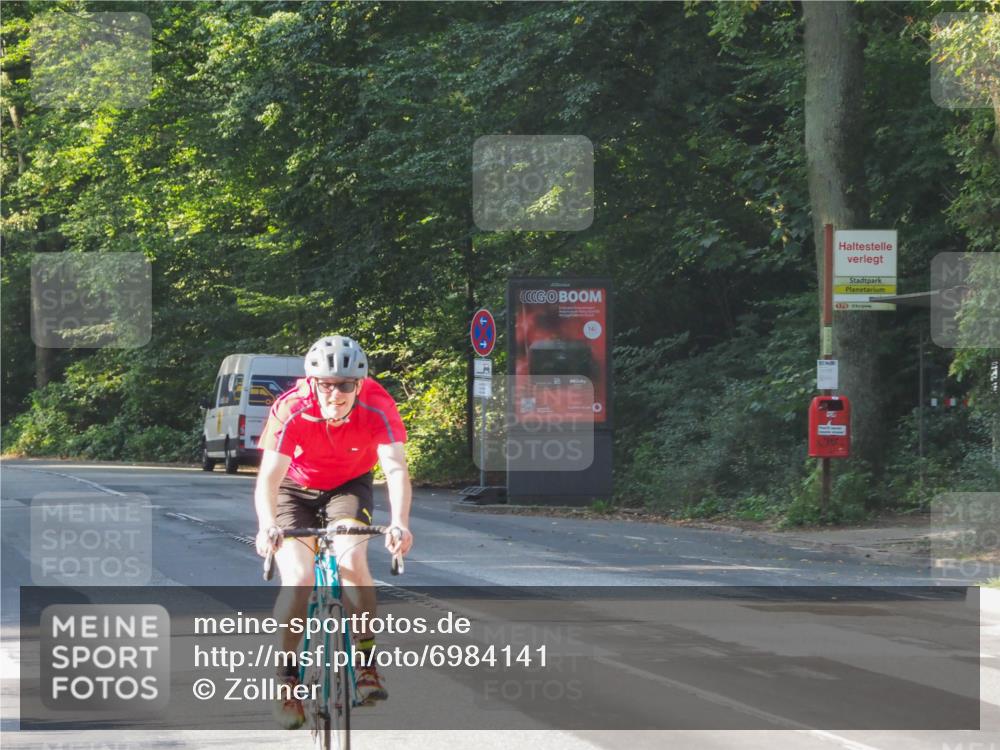 08.09.2024 - Stadtparktriathlon Zöllner http://msf.ph/oto/6984141 08.09.2024 09:49:05 Radfahren 201 meine-sportfotos.de