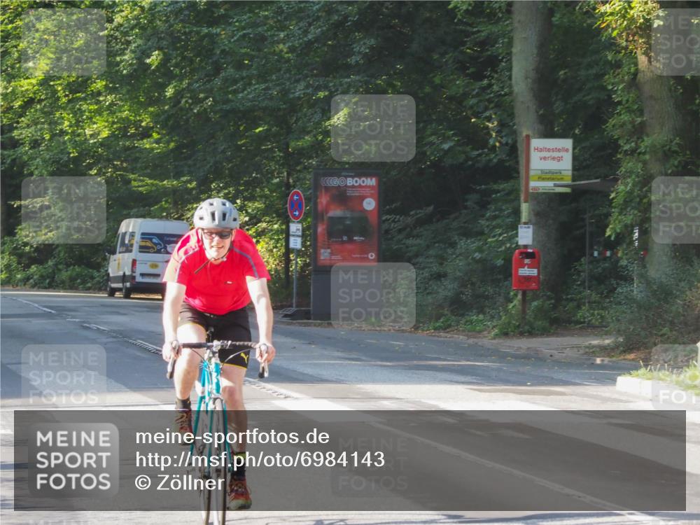 08.09.2024 - Stadtparktriathlon Zöllner http://msf.ph/oto/6984143 08.09.2024 09:49:06 Radfahren 201 meine-sportfotos.de