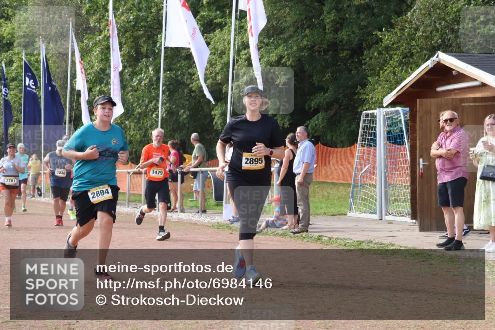 08.09.2024 - Airport Race Strokosch-Dieckow http://msf.ph/oto/6984146 08.09.2024 12:22:31 Ziel 165, 238, 311, 315, 411, 1057, 1124, 1451, 1479, 2894, 2895, 3008 meine-sportfotos.de