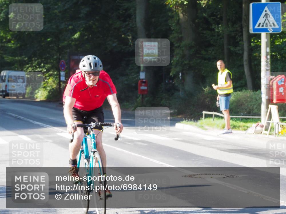 08.09.2024 - Stadtparktriathlon Zöllner http://msf.ph/oto/6984149 08.09.2024 09:49:06 Radfahren 201 meine-sportfotos.de