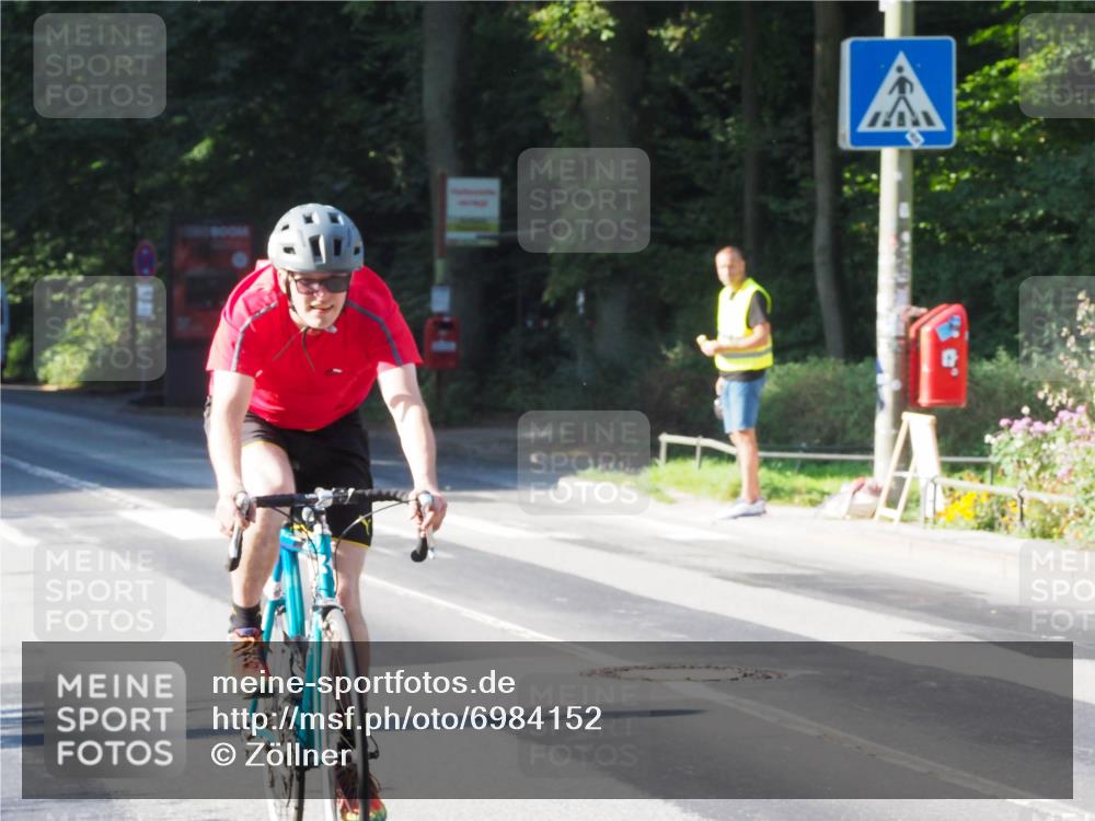 08.09.2024 - Stadtparktriathlon Zöllner http://msf.ph/oto/6984152 08.09.2024 09:49:06 Radfahren 201 meine-sportfotos.de