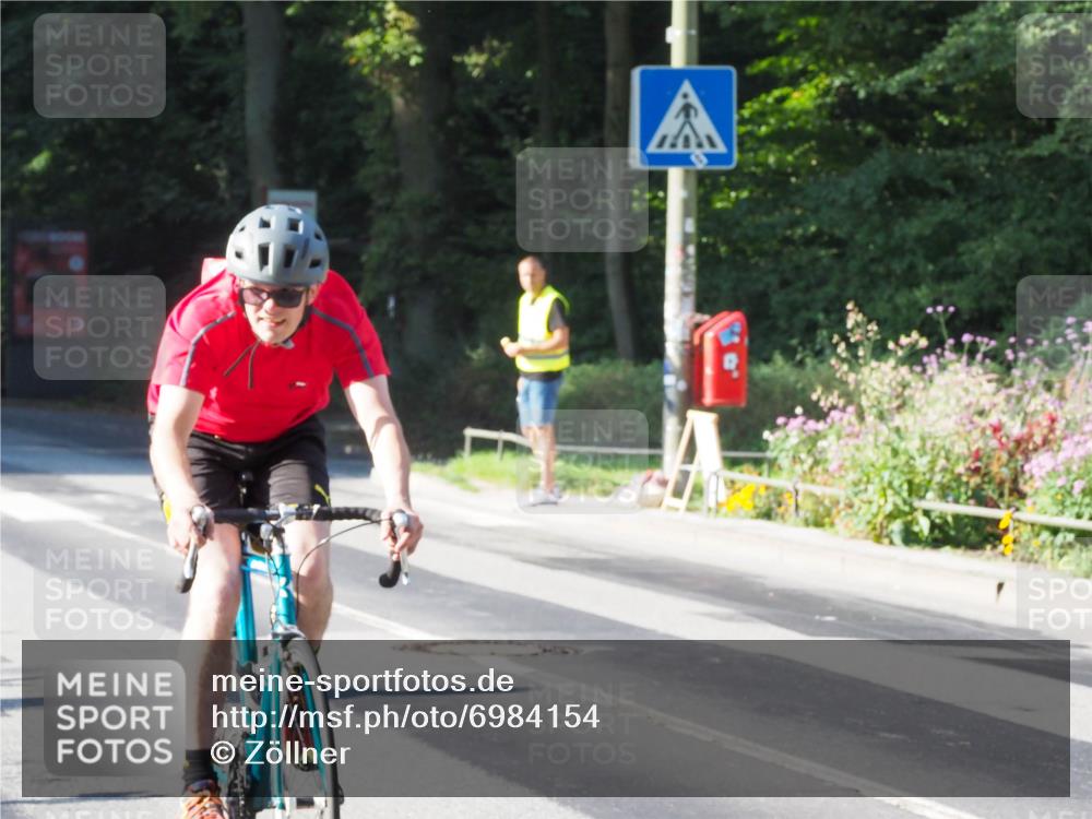 08.09.2024 - Stadtparktriathlon Zöllner http://msf.ph/oto/6984154 08.09.2024 09:49:06 Radfahren 201 meine-sportfotos.de
