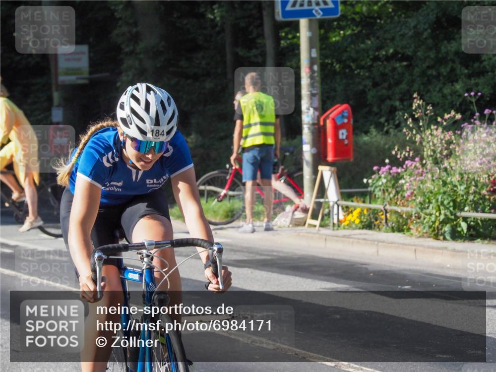 08.09.2024 - Stadtparktriathlon Zöllner http://msf.ph/oto/6984171 08.09.2024 09:49:38 Radfahren 184 meine-sportfotos.de