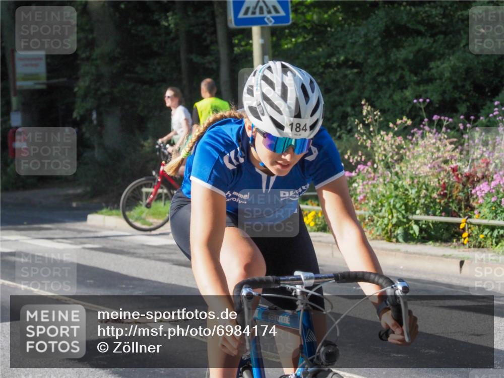 08.09.2024 - Stadtparktriathlon Zöllner http://msf.ph/oto/6984174 08.09.2024 09:49:38 Radfahren 184 meine-sportfotos.de