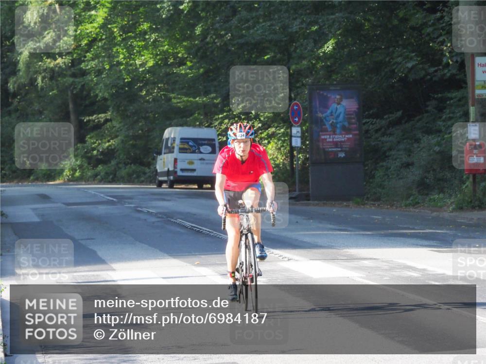 08.09.2024 - Stadtparktriathlon Zöllner http://msf.ph/oto/6984187 08.09.2024 09:49:52 Radfahren 234 meine-sportfotos.de
