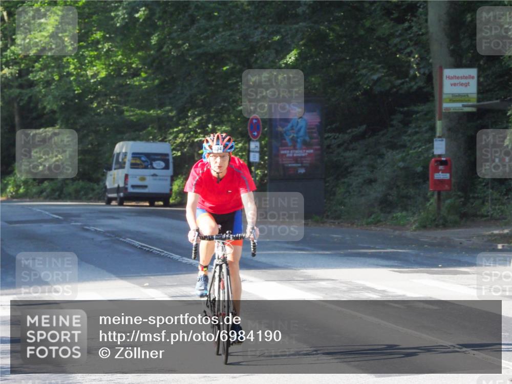 08.09.2024 - Stadtparktriathlon Zöllner http://msf.ph/oto/6984190 08.09.2024 09:49:53 Radfahren 234 meine-sportfotos.de