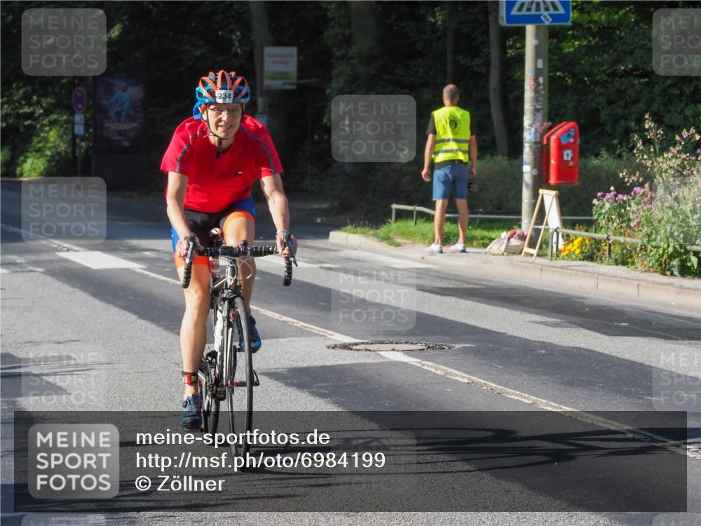 08.09.2024 - Stadtparktriathlon Zöllner http://msf.ph/oto/6984199 08.09.2024 09:49:54 Radfahren 234 meine-sportfotos.de