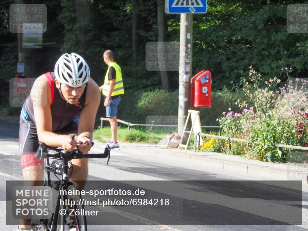 08.09.2024 - Stadtparktriathlon Zöllner http://msf.ph/oto/6984218 08.09.2024 09:50:56 Radfahren 211, 217, 250, 256 meine-sportfotos.de