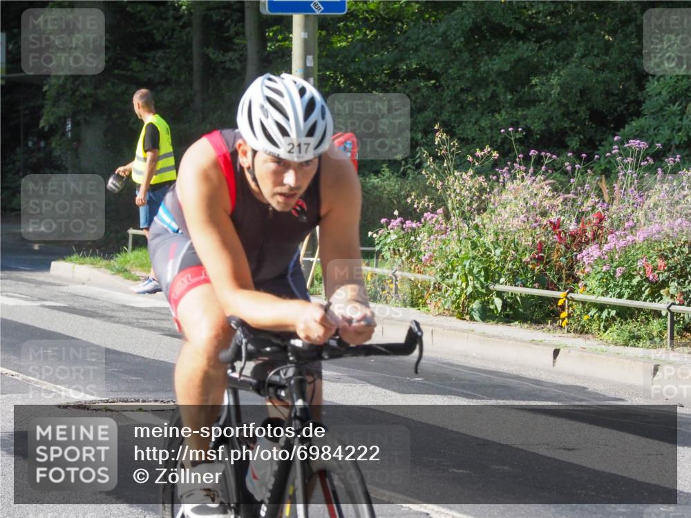 08.09.2024 - Stadtparktriathlon Zöllner http://msf.ph/oto/6984222 08.09.2024 09:50:56 Radfahren 211, 217, 250, 256 meine-sportfotos.de