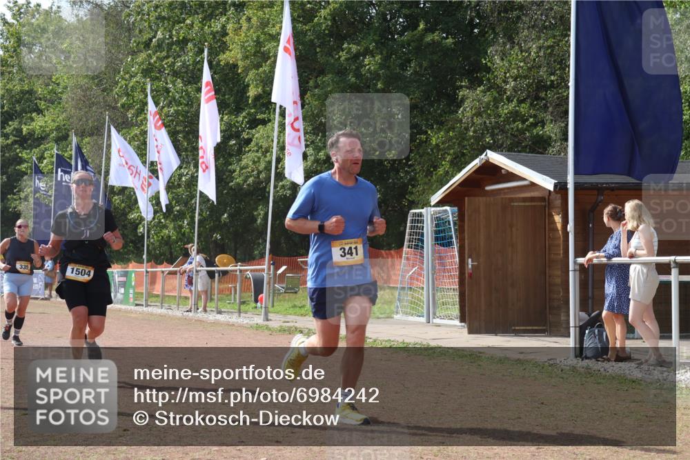 08.09.2024 - Airport Race Strokosch-Dieckow http://msf.ph/oto/6984242 08.09.2024 12:49:20 Ziel 335, 341, 515, 964, 1504 meine-sportfotos.de
