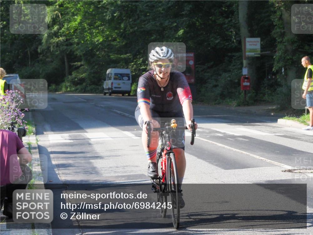 08.09.2024 - Stadtparktriathlon Zöllner http://msf.ph/oto/6984245 08.09.2024 09:51:12 Radfahren 95 meine-sportfotos.de