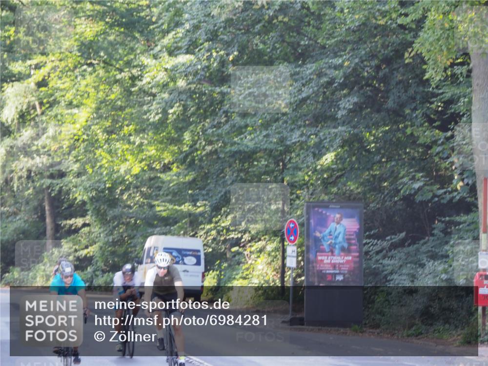 08.09.2024 - Stadtparktriathlon Zöllner http://msf.ph/oto/6984281 08.09.2024 09:51:46 Radfahren 193, 199, 200, 243 meine-sportfotos.de
