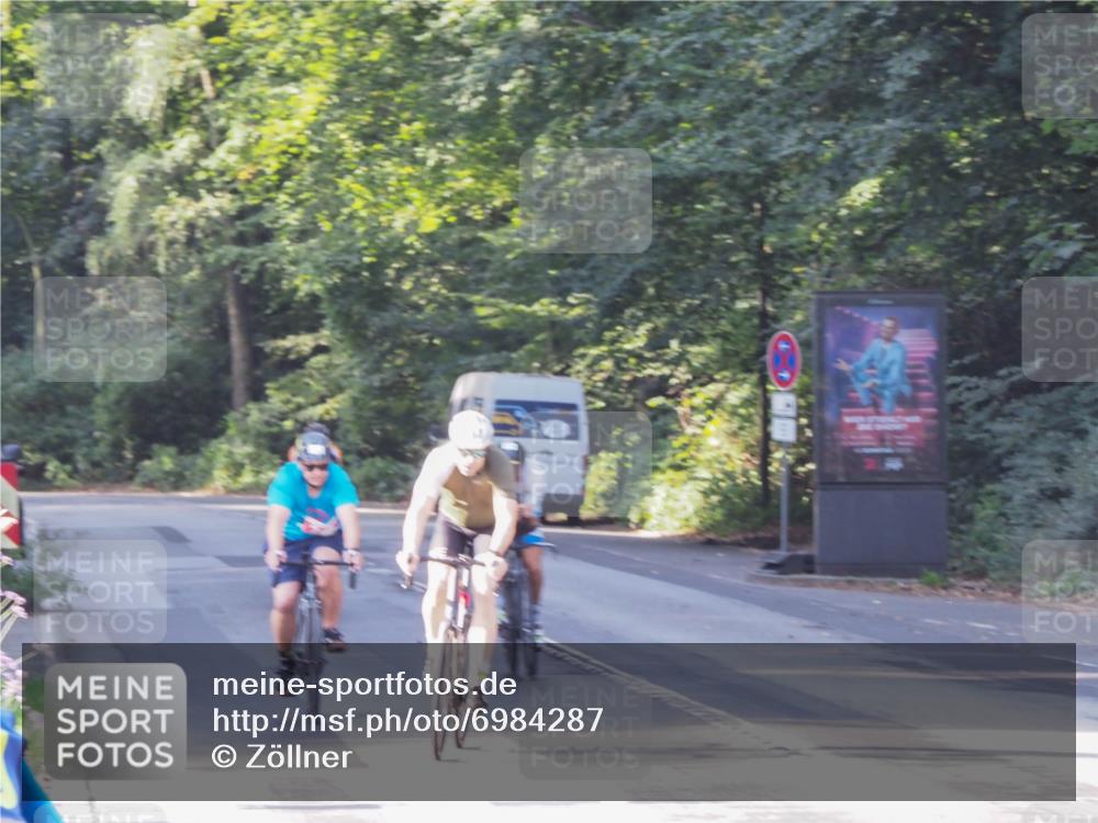 08.09.2024 - Stadtparktriathlon Zöllner http://msf.ph/oto/6984287 08.09.2024 09:51:47 Radfahren 193, 199, 200, 243 meine-sportfotos.de