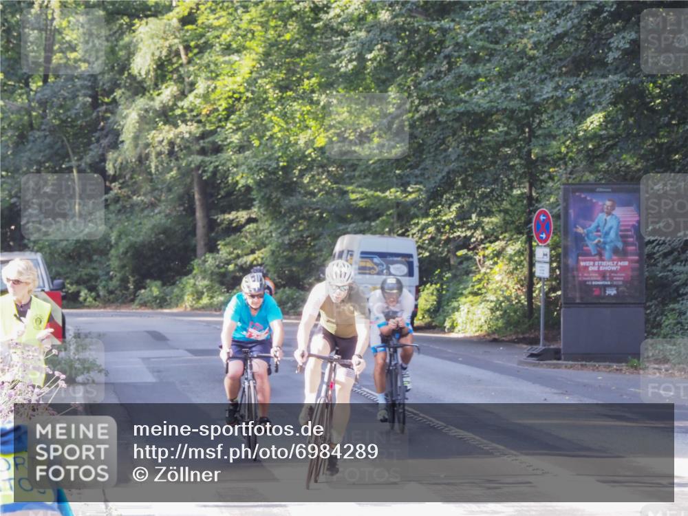 08.09.2024 - Stadtparktriathlon Zöllner http://msf.ph/oto/6984289 08.09.2024 09:51:47 Radfahren 193, 199, 200, 243 meine-sportfotos.de