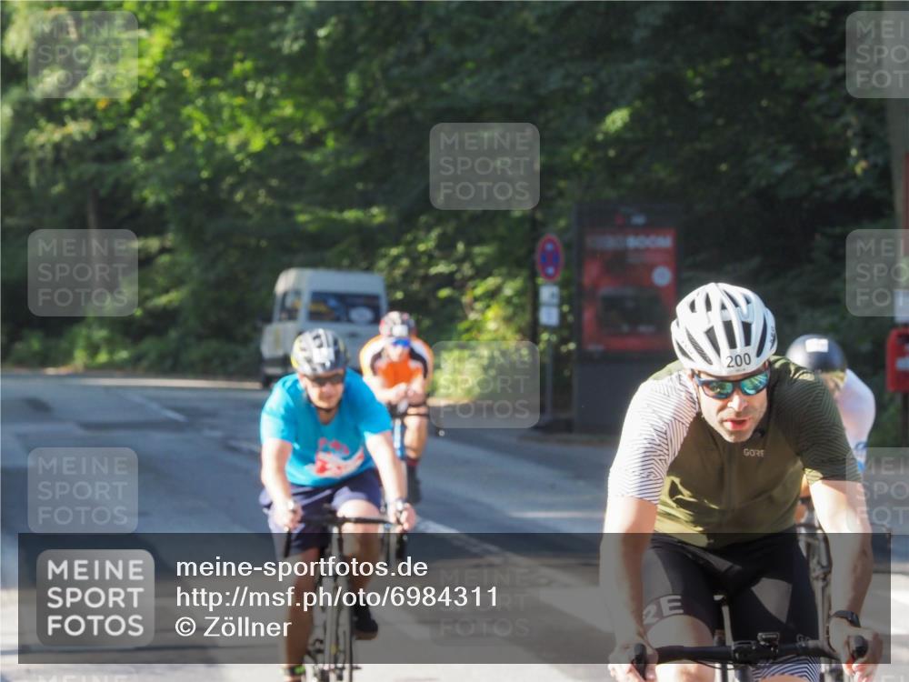 08.09.2024 - Stadtparktriathlon Zöllner http://msf.ph/oto/6984311 08.09.2024 09:51:49 Radfahren 193, 199, 200, 243 meine-sportfotos.de