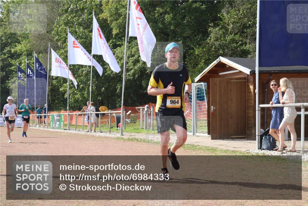 08.09.2024 - Airport Race Strokosch-Dieckow http://msf.ph/oto/6984333 08.09.2024 12:49:29 Ziel 383, 964, 1073 meine-sportfotos.de