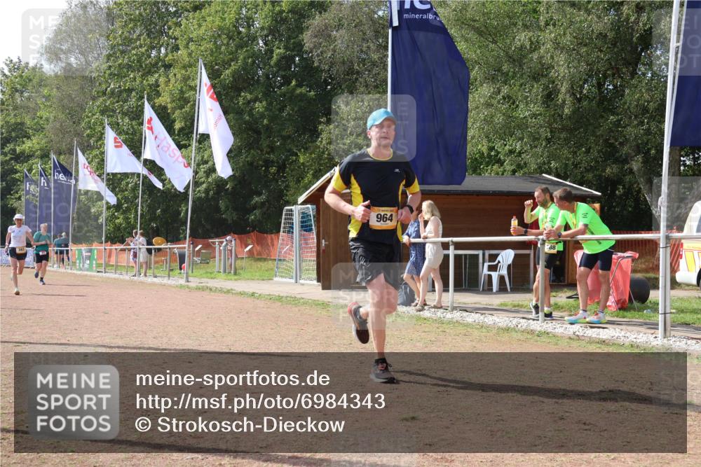 08.09.2024 - Airport Race Strokosch-Dieckow http://msf.ph/oto/6984343 08.09.2024 12:49:29 Ziel 383, 964, 1073 meine-sportfotos.de