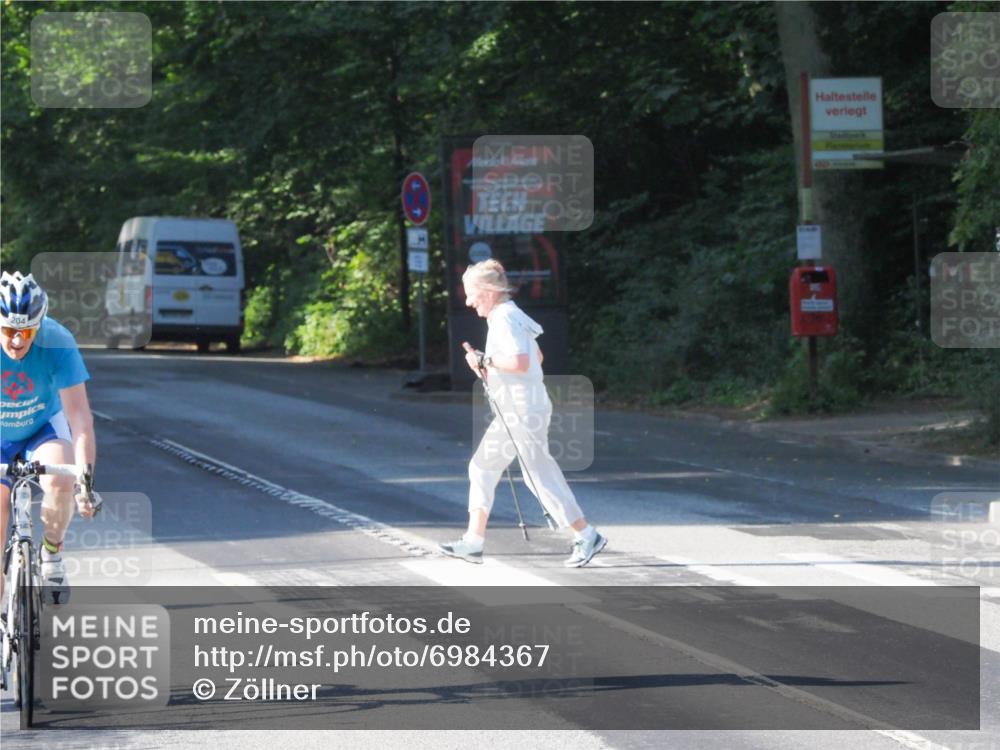 08.09.2024 - Stadtparktriathlon Zöllner http://msf.ph/oto/6984367 08.09.2024 09:52:00 Radfahren 204, 226 meine-sportfotos.de