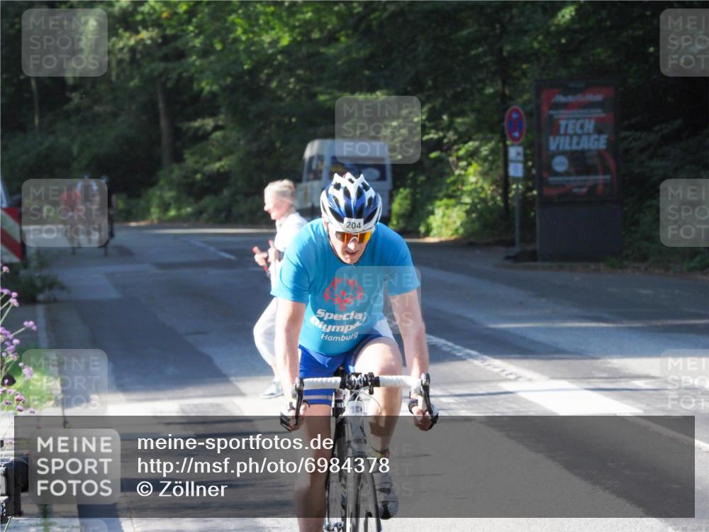 08.09.2024 - Stadtparktriathlon Zöllner http://msf.ph/oto/6984378 08.09.2024 09:52:01 Radfahren 204, 207, 226, 259 meine-sportfotos.de