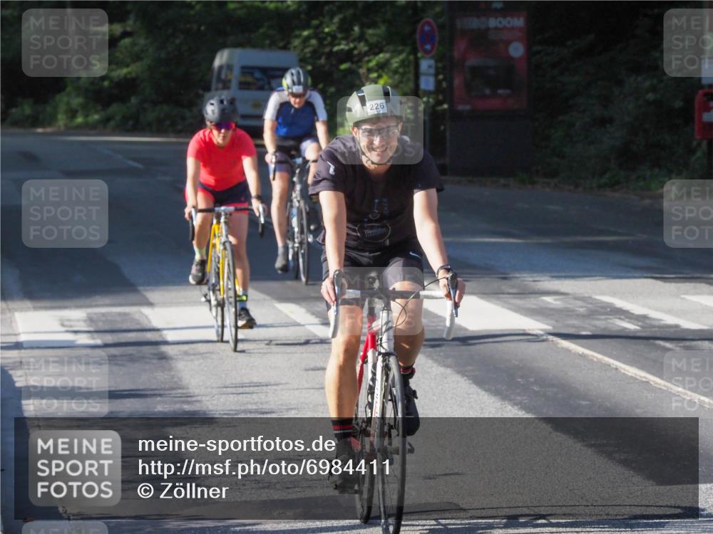08.09.2024 - Stadtparktriathlon Zöllner http://msf.ph/oto/6984411 08.09.2024 09:52:09 Radfahren 188, 207, 226, 259 meine-sportfotos.de