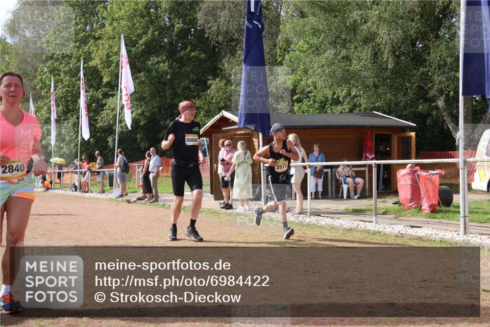 08.09.2024 - Airport Race Strokosch-Dieckow http://msf.ph/oto/6984422 08.09.2024 12:23:13 Ziel 81, 976, 1185, 2573, 2644, 2840 meine-sportfotos.de