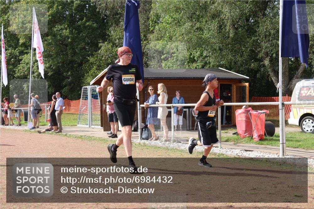 08.09.2024 - Airport Race Strokosch-Dieckow http://msf.ph/oto/6984432 08.09.2024 12:23:13 Ziel 81, 976, 1185, 2573, 2644, 2840 meine-sportfotos.de