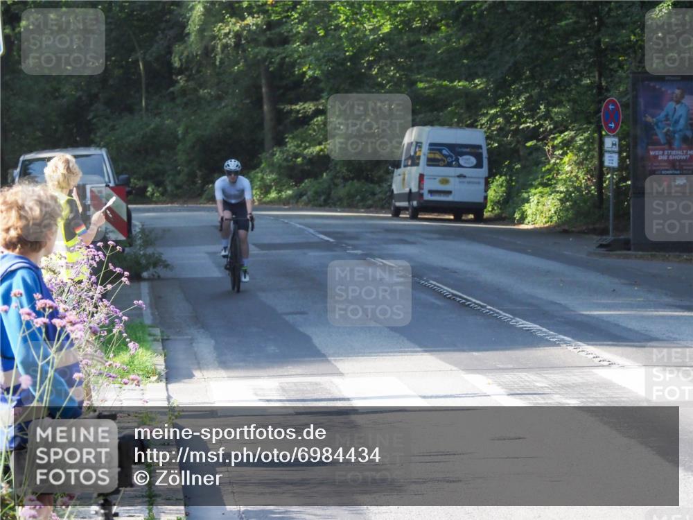 08.09.2024 - Stadtparktriathlon Zöllner http://msf.ph/oto/6984434 08.09.2024 09:52:12 Radfahren 188, 207, 226, 259 meine-sportfotos.de