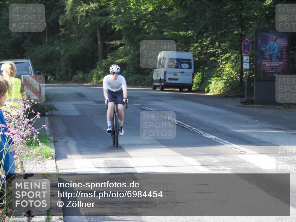 08.09.2024 - Stadtparktriathlon Zöllner http://msf.ph/oto/6984454 08.09.2024 09:52:14 Radfahren 188, 207, 259 meine-sportfotos.de