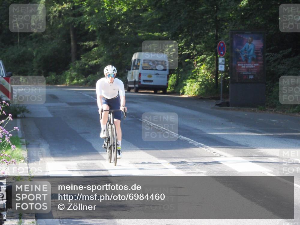 08.09.2024 - Stadtparktriathlon Zöllner http://msf.ph/oto/6984460 08.09.2024 09:52:15 Radfahren 188, 207, 259 meine-sportfotos.de