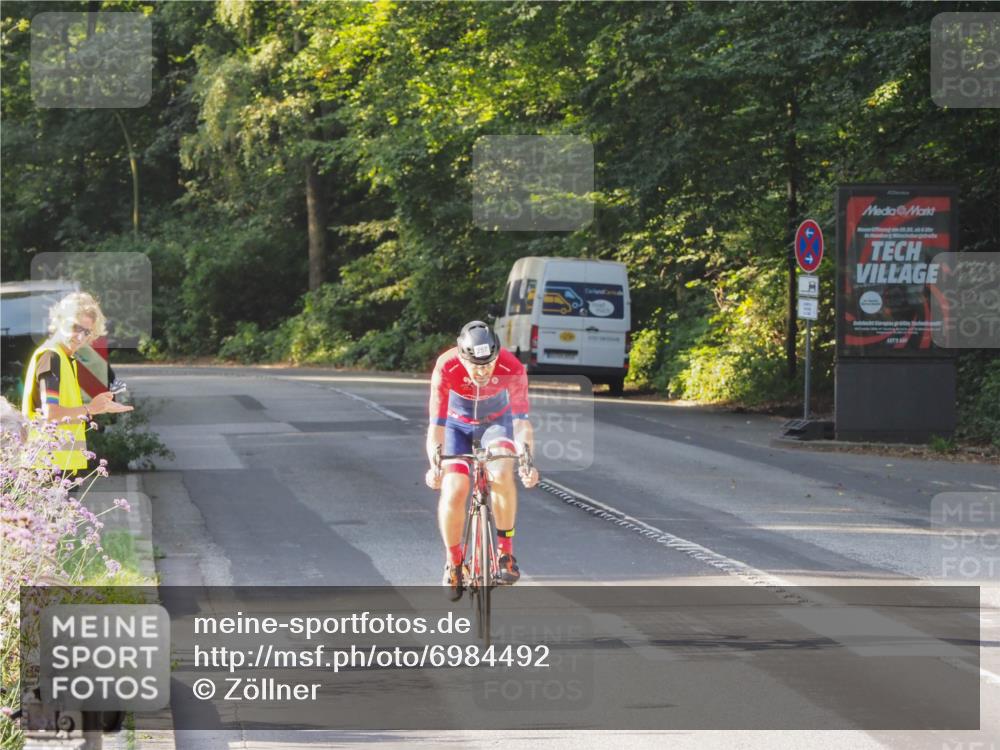 08.09.2024 - Stadtparktriathlon Zöllner http://msf.ph/oto/6984492 08.09.2024 09:52:27 Radfahren 257 meine-sportfotos.de