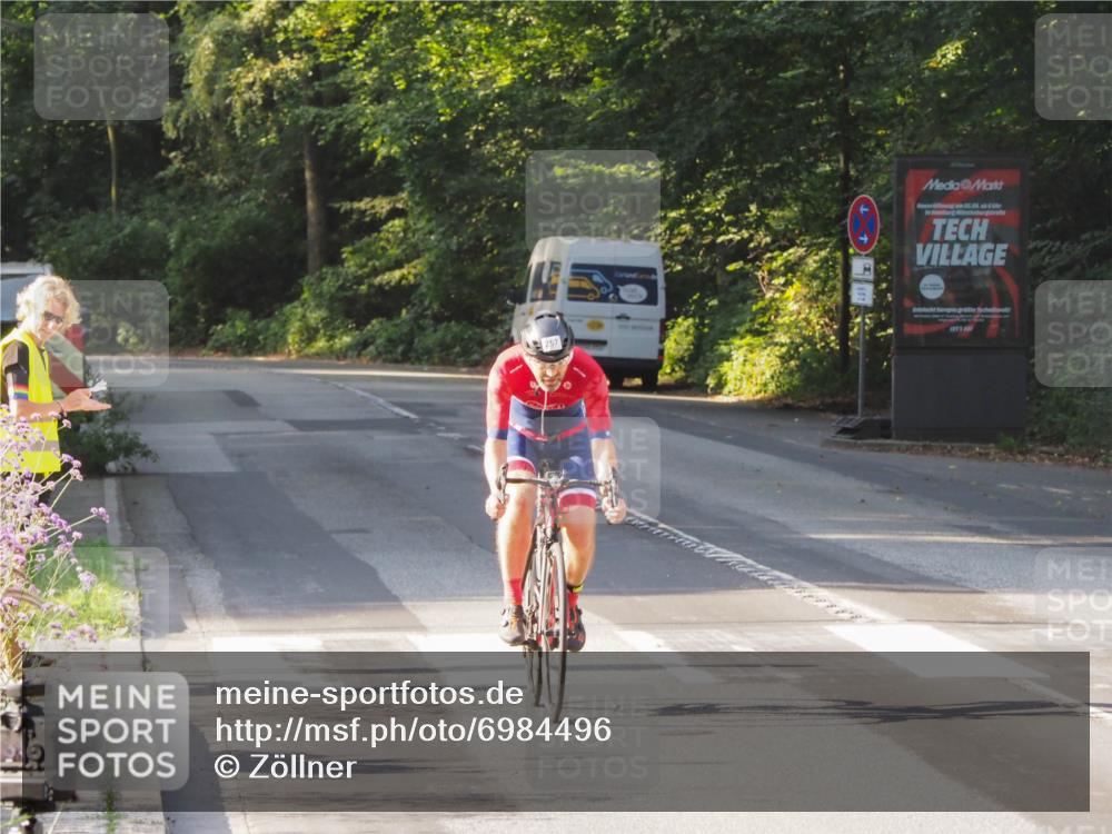08.09.2024 - Stadtparktriathlon Zöllner http://msf.ph/oto/6984496 08.09.2024 09:52:27 Radfahren 257 meine-sportfotos.de