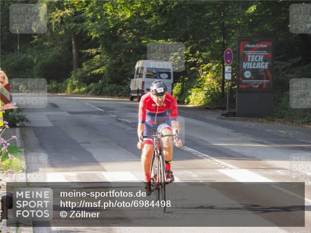 08.09.2024 - Stadtparktriathlon Zöllner http://msf.ph/oto/6984498 08.09.2024 09:52:28 Radfahren 257 meine-sportfotos.de