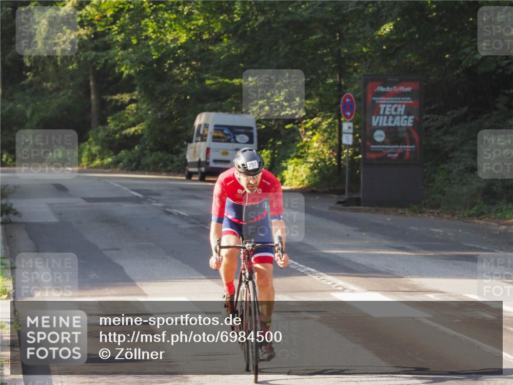 08.09.2024 - Stadtparktriathlon Zöllner http://msf.ph/oto/6984500 08.09.2024 09:52:28 Radfahren 257 meine-sportfotos.de