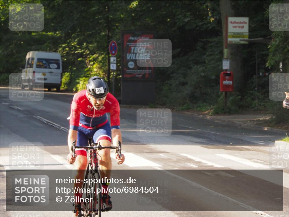08.09.2024 - Stadtparktriathlon Zöllner http://msf.ph/oto/6984504 08.09.2024 09:52:28 Radfahren 257 meine-sportfotos.de