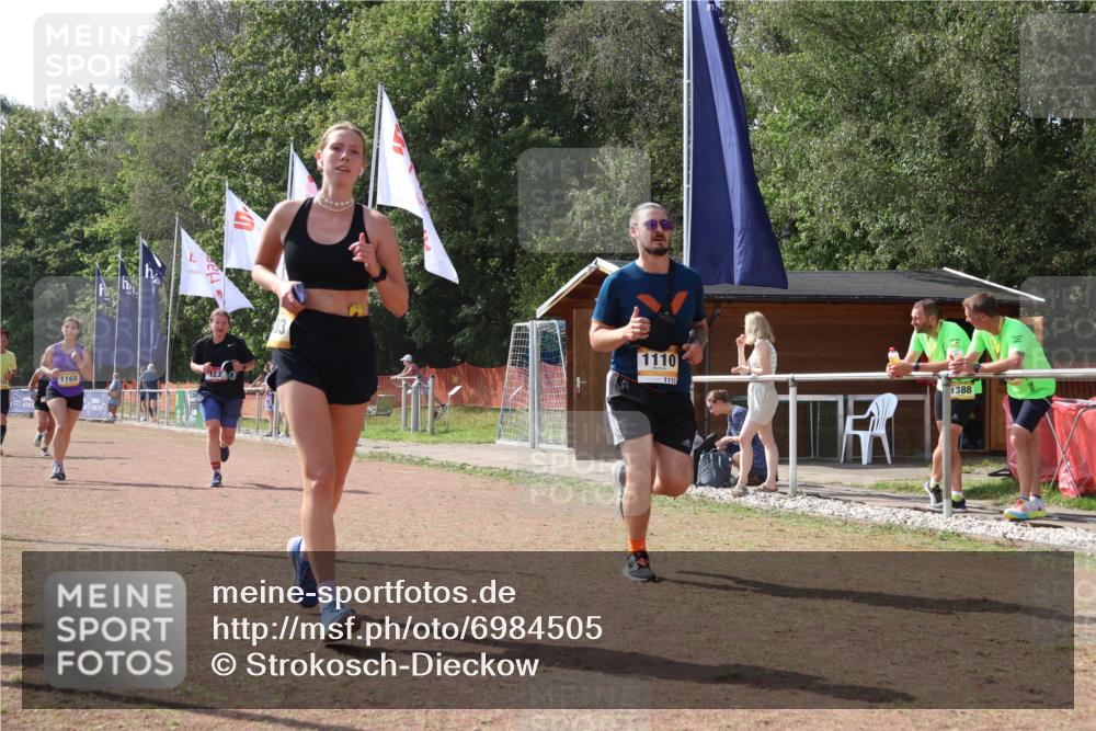 08.09.2024 - Airport Race Strokosch-Dieckow http://msf.ph/oto/6984505 08.09.2024 12:49:51 Ziel 123, 932, 1016, 1034, 1035, 1104, 1110, 1168, 1403, 1414 meine-sportfotos.de