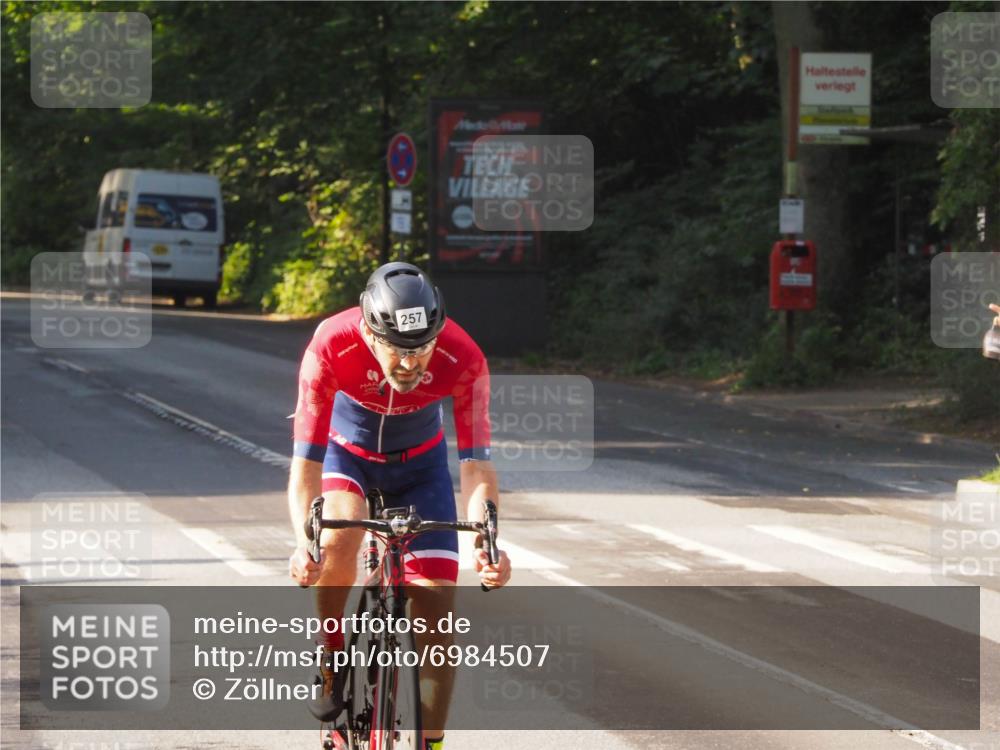 08.09.2024 - Stadtparktriathlon Zöllner http://msf.ph/oto/6984507 08.09.2024 09:52:28 Radfahren 257 meine-sportfotos.de
