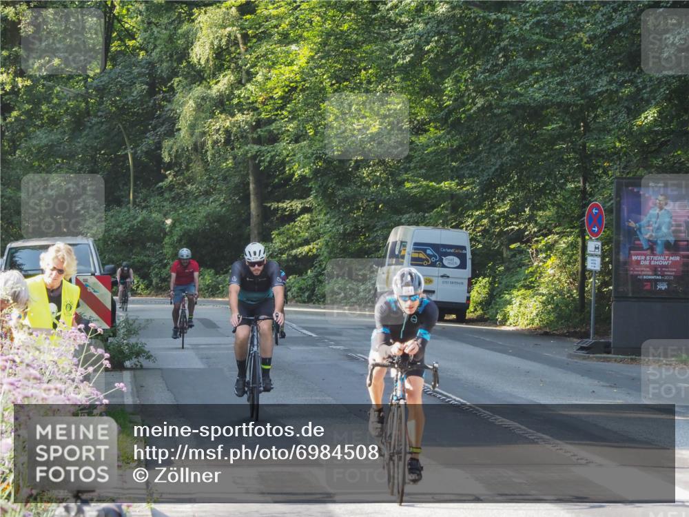 08.09.2024 - Stadtparktriathlon Zöllner http://msf.ph/oto/6984508 08.09.2024 09:52:38 Radfahren 220, 241, 258, 262 meine-sportfotos.de