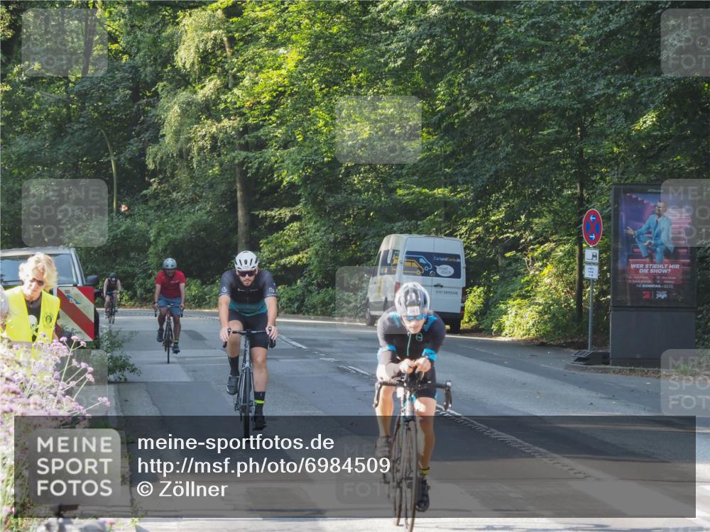 08.09.2024 - Stadtparktriathlon Zöllner http://msf.ph/oto/6984509 08.09.2024 09:52:39 Radfahren 220, 241, 258, 262 meine-sportfotos.de