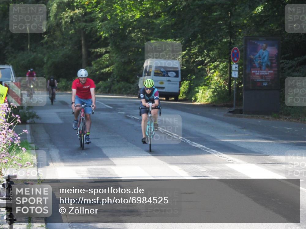 08.09.2024 - Stadtparktriathlon Zöllner http://msf.ph/oto/6984525 08.09.2024 09:52:42 Radfahren 220, 241, 258, 262 meine-sportfotos.de
