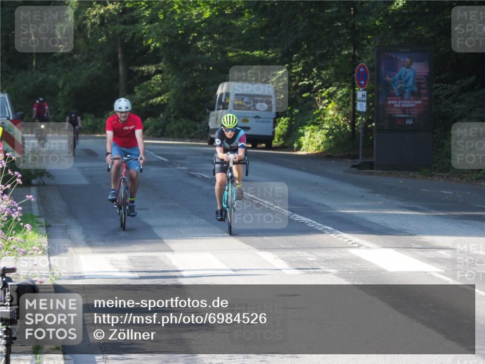 08.09.2024 - Stadtparktriathlon Zöllner http://msf.ph/oto/6984526 08.09.2024 09:52:42 Radfahren 220, 241, 258, 262 meine-sportfotos.de