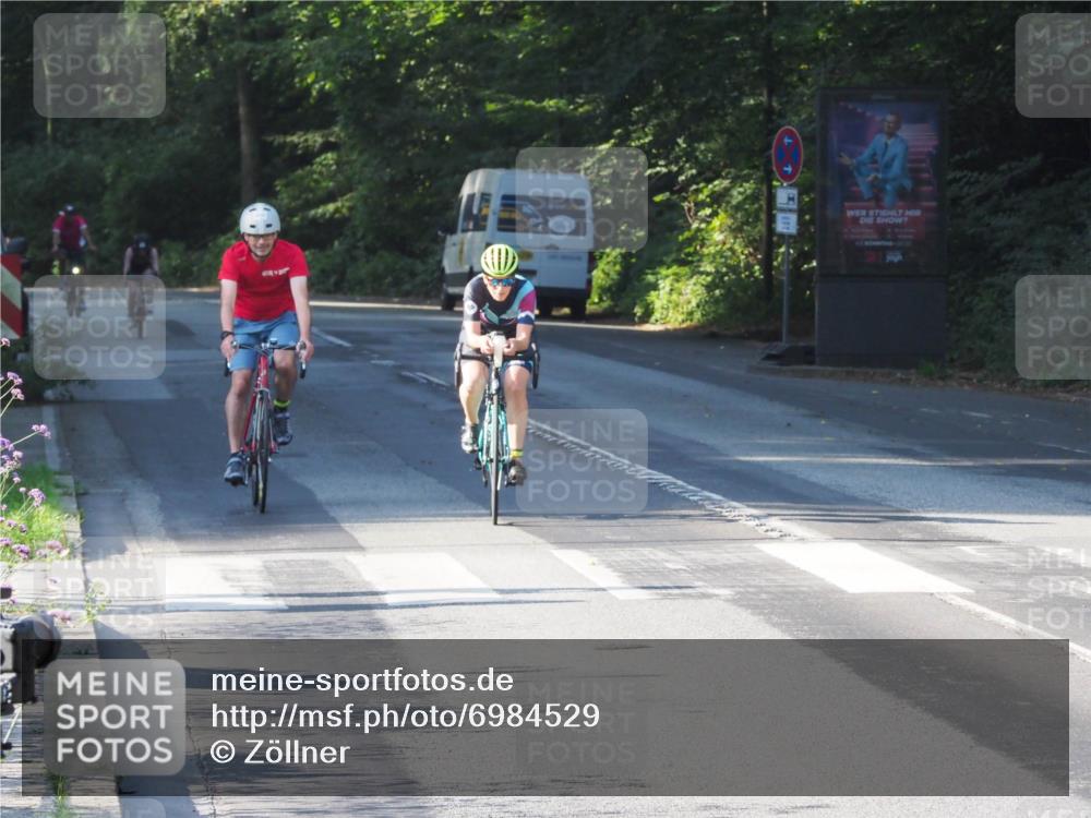 08.09.2024 - Stadtparktriathlon Zöllner http://msf.ph/oto/6984529 08.09.2024 09:52:43 Radfahren 141, 220, 241, 258, 262 meine-sportfotos.de