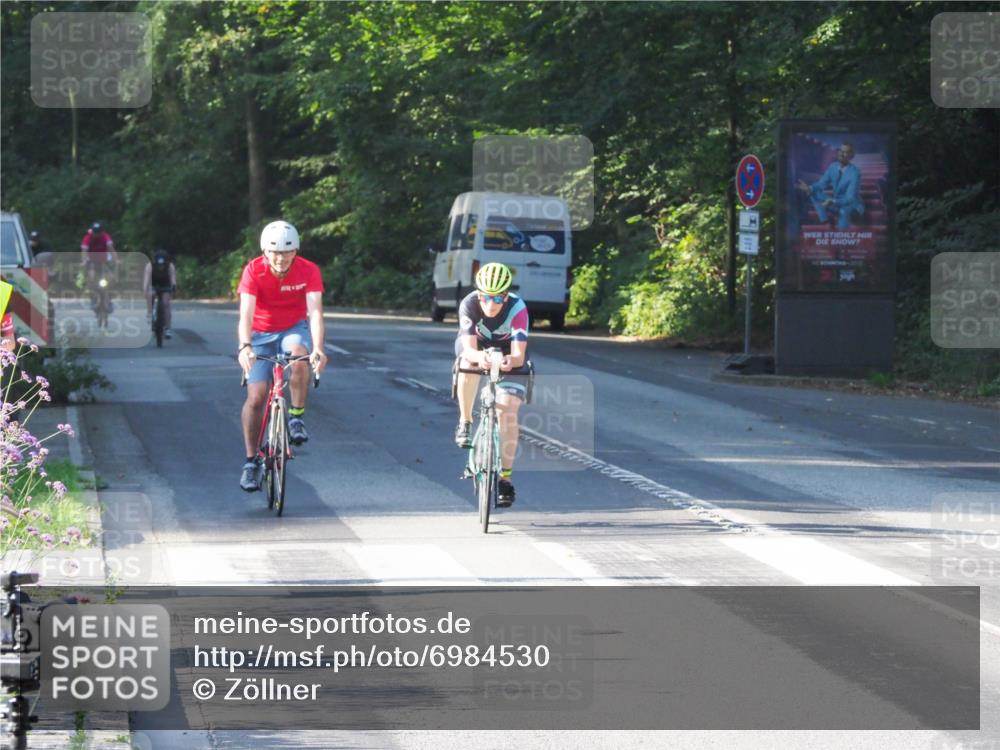 08.09.2024 - Stadtparktriathlon Zöllner http://msf.ph/oto/6984530 08.09.2024 09:52:43 Radfahren 141, 220, 241, 258, 262 meine-sportfotos.de