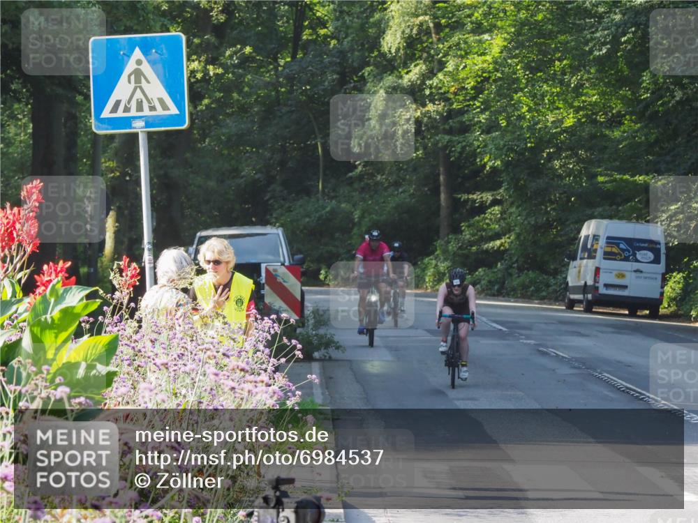 08.09.2024 - Stadtparktriathlon Zöllner http://msf.ph/oto/6984537 08.09.2024 09:52:48 Radfahren 141, 213, 215, 220, 262 meine-sportfotos.de