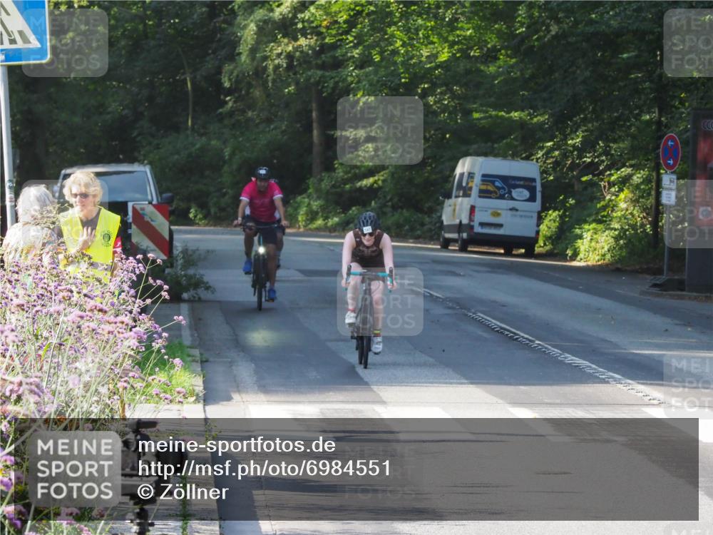 08.09.2024 - Stadtparktriathlon Zöllner http://msf.ph/oto/6984551 08.09.2024 09:52:49 Radfahren 141, 213, 215, 220, 262 meine-sportfotos.de