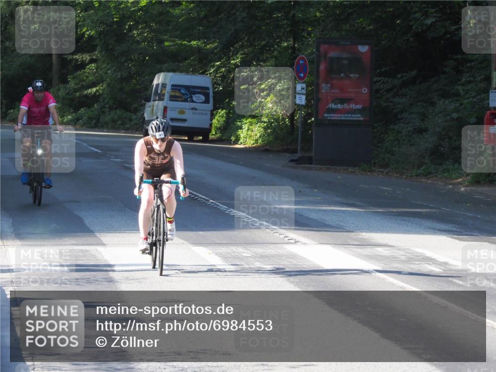 08.09.2024 - Stadtparktriathlon Zöllner http://msf.ph/oto/6984553 08.09.2024 09:52:51 Radfahren 141, 213, 215 meine-sportfotos.de