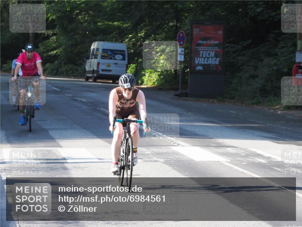 08.09.2024 - Stadtparktriathlon Zöllner http://msf.ph/oto/6984561 08.09.2024 09:52:51 Radfahren 141, 213, 215 meine-sportfotos.de