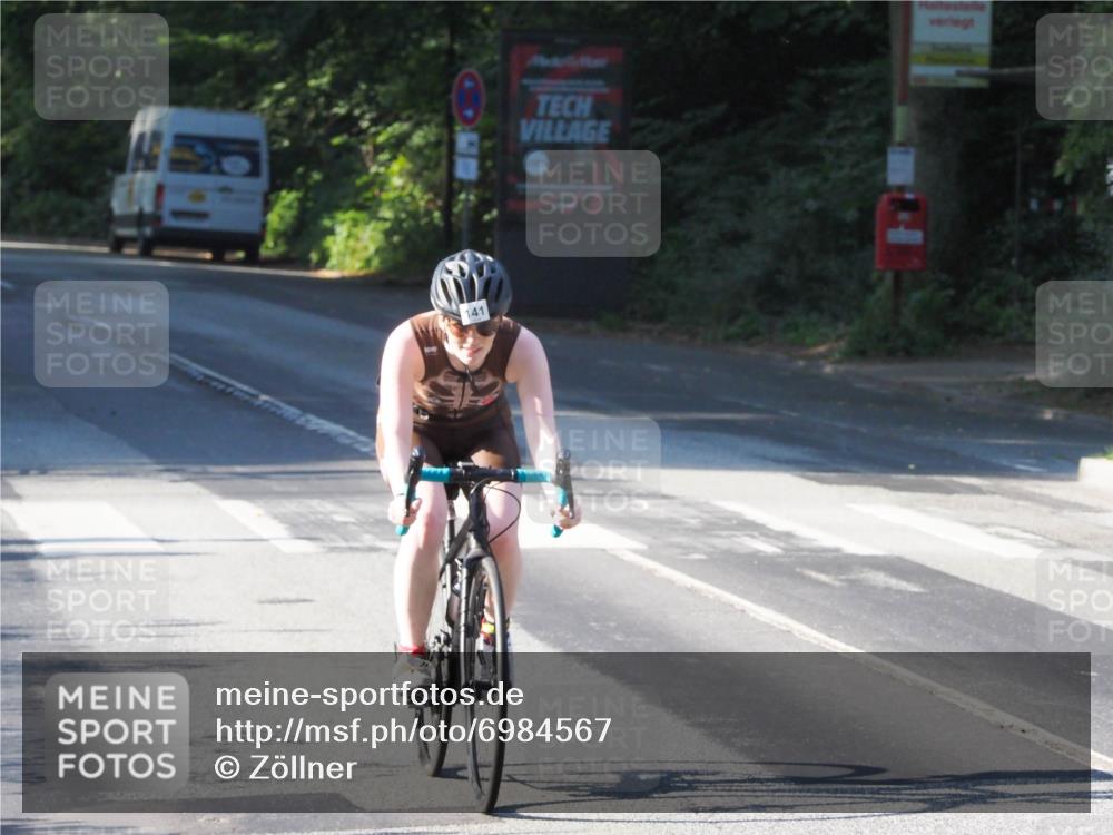 08.09.2024 - Stadtparktriathlon Zöllner http://msf.ph/oto/6984567 08.09.2024 09:52:52 Radfahren 141, 213, 215 meine-sportfotos.de