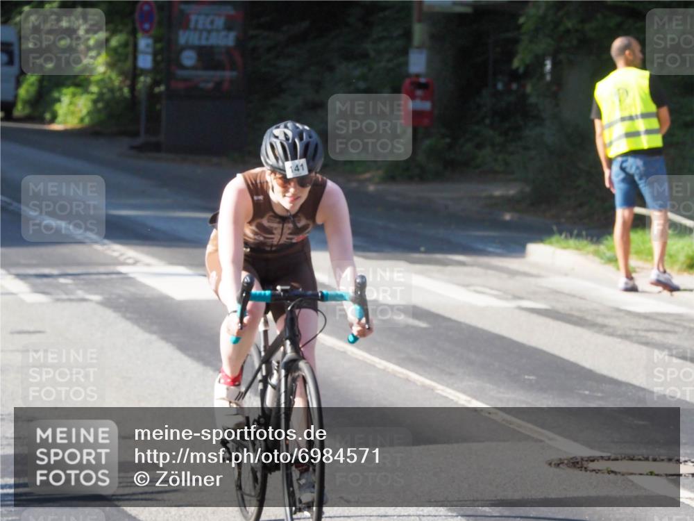 08.09.2024 - Stadtparktriathlon Zöllner http://msf.ph/oto/6984571 08.09.2024 09:52:52 Radfahren 141, 213, 215 meine-sportfotos.de