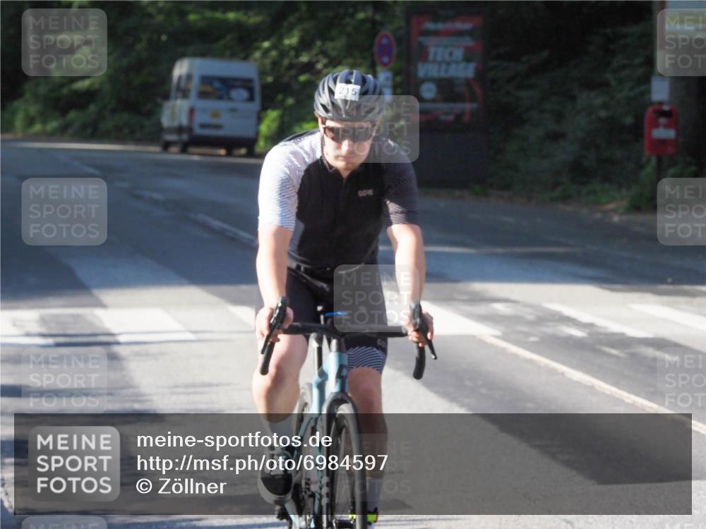 08.09.2024 - Stadtparktriathlon Zöllner http://msf.ph/oto/6984597 08.09.2024 09:52:56 Radfahren 141, 213, 215, 230 meine-sportfotos.de