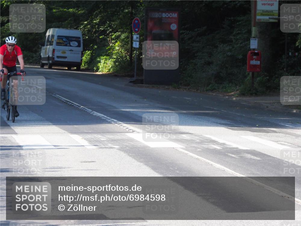08.09.2024 - Stadtparktriathlon Zöllner http://msf.ph/oto/6984598 08.09.2024 09:53:00 Radfahren 215, 230 meine-sportfotos.de